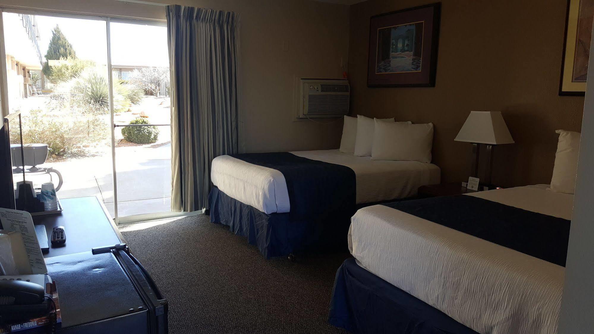 Lake Powell Canyon Inn Page Exterior foto